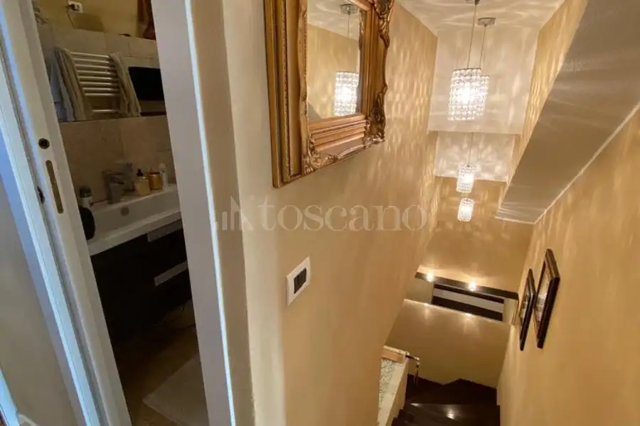 Attico in vendita di 150 mq a €349.000 (rif. 126/2026)