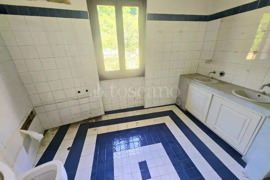 Villa in vendita di 200 mq a €780.000 (rif. 38/2026)