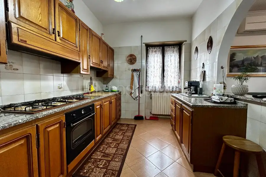 Villa in vendita di 370 mq a €699.000 (rif. 1/2026)