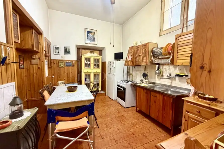 Casa Indipendente in vendita di 300 mq a €599.000 (rif. 45/2026)