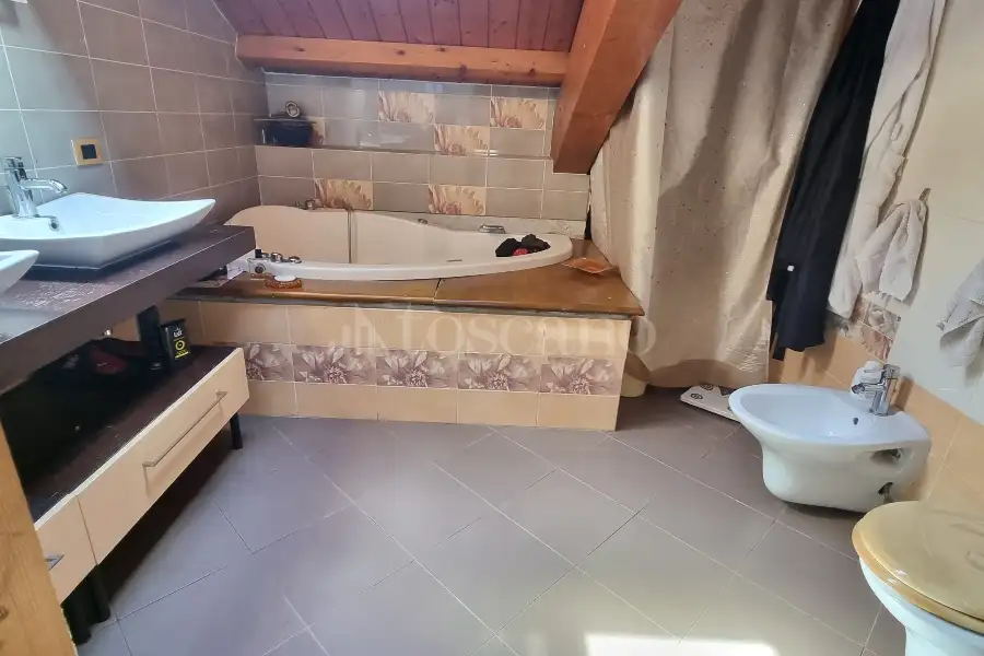 Villa Bifamiliare in vendita di 190 mq a €349.000 (rif. 59/2025)