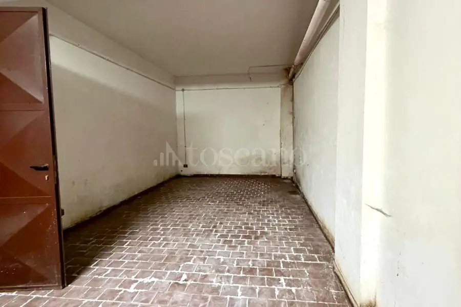 Negozio in vendita di 90 mq a €74.000 (rif. 141/2026)