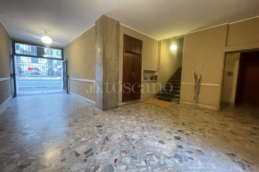 Negozio in vendita di 100 mq a €1.100.000 (rif. 3/2026)