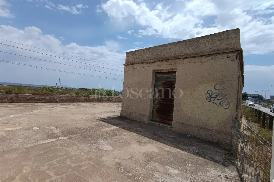 Negozio in vendita di 53 mq a €29.000 (rif. 8/2025)