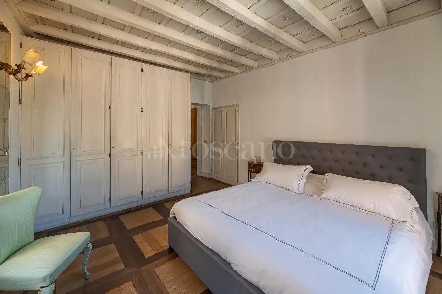 Attico in vendita di 250 mq a €2.700.000 (rif. 46/2026)
