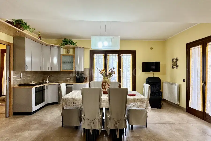 Villa in vendita di 360 mq a €575.000 (rif. 60/2025)