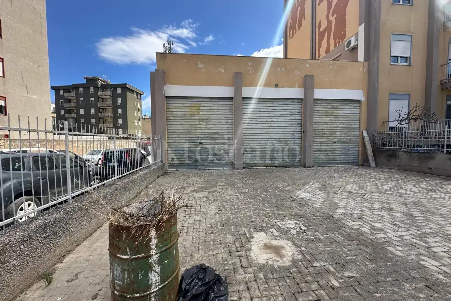 Negozio in vendita di 112 mq a €100.000 (rif. 40/2025)