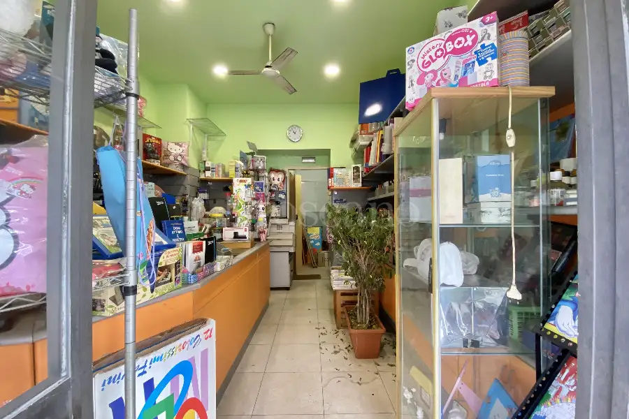 Negozio in vendita di 35 mq a €53.000 (rif. 11/2026)