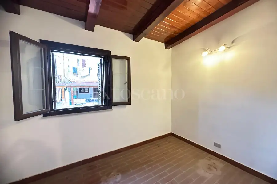 Casa Indipendente in vendita di 233 mq a €199.000 (rif. 95/2025)