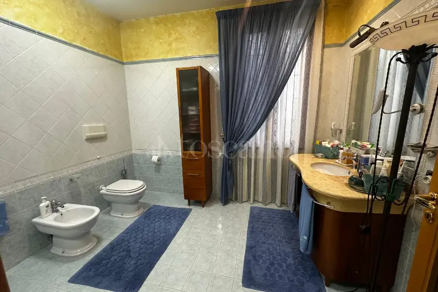 Casa Indipendente in vendita di 250 mq a €250.000 (rif. 92/2026)