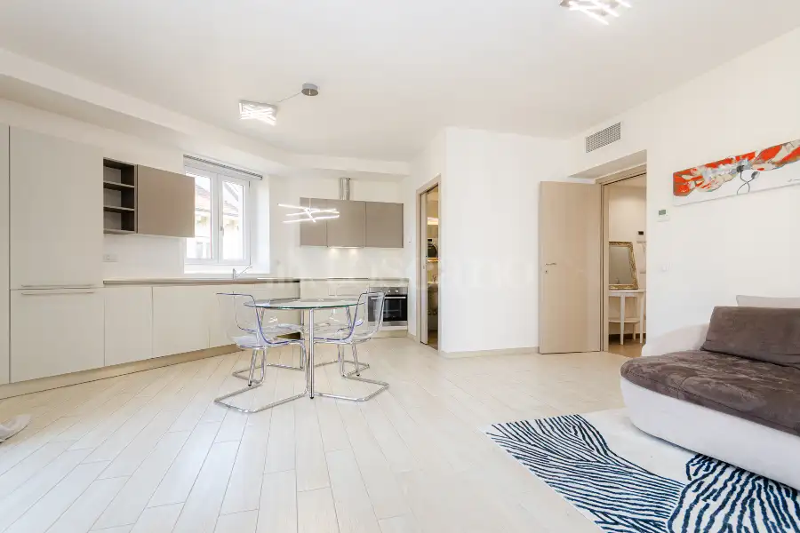 Casa in vendita di 100 mq a €699.000 (rif. 5/2026)