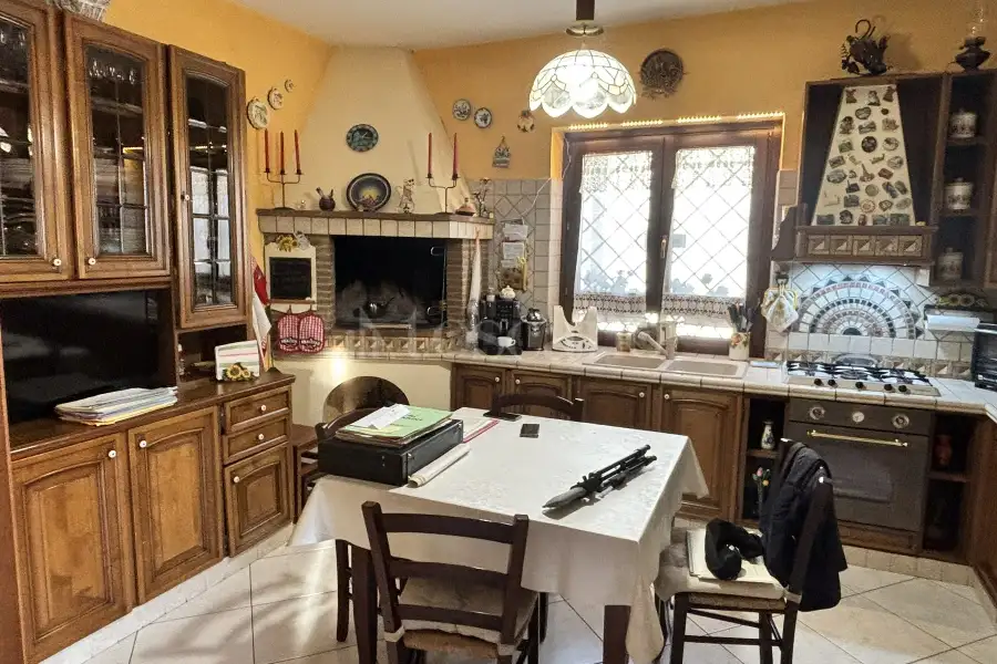Villa in vendita di 200 mq a €495.000 (rif. 12/2026)