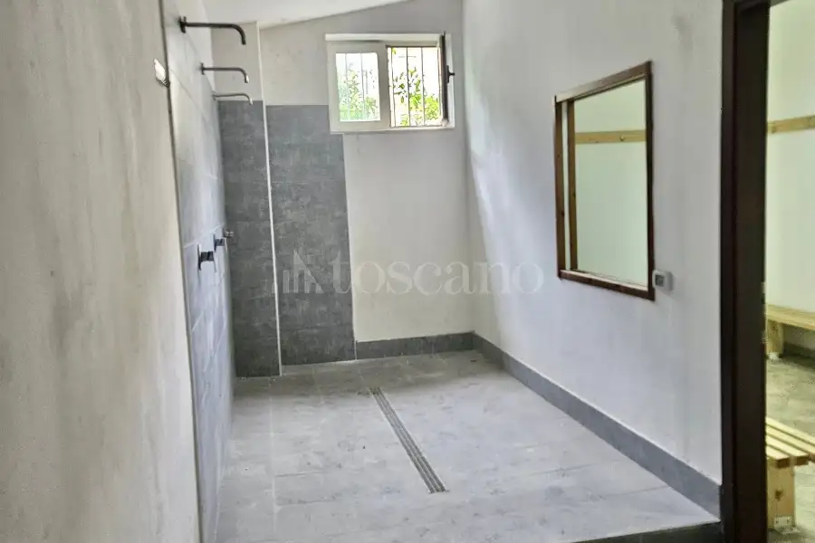 Negozio in affitto di 150 mq a €1.000 (rif. 126/2026)
