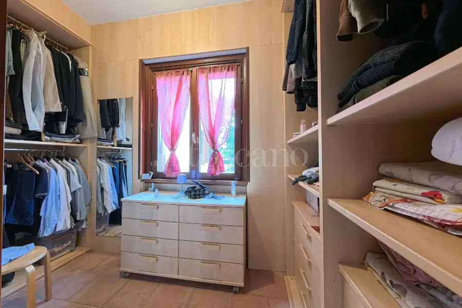 Villa in vendita di 270 mq a €630.000 (rif. 202/2026)