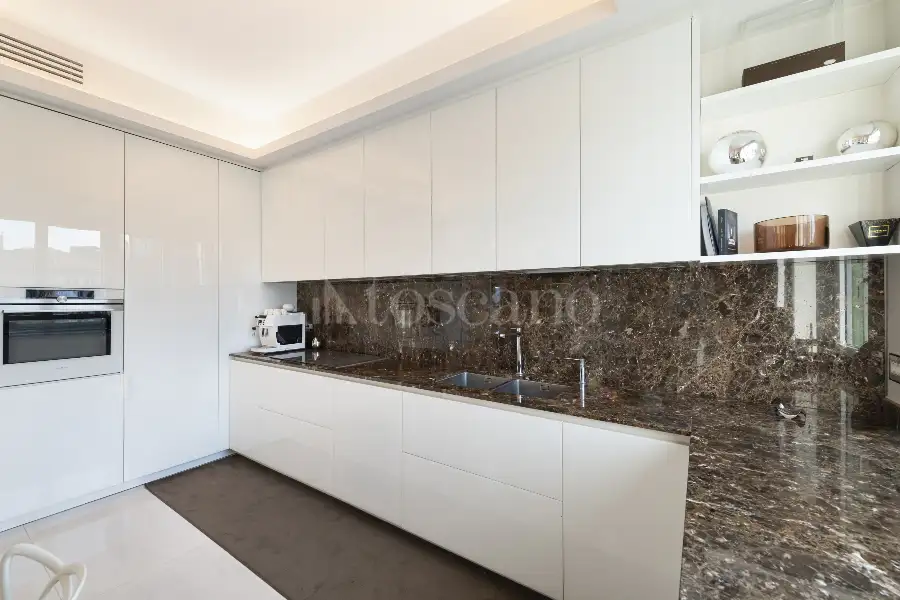 Casa in vendita di 170 mq a €3.100.000 (rif. 86/2025)