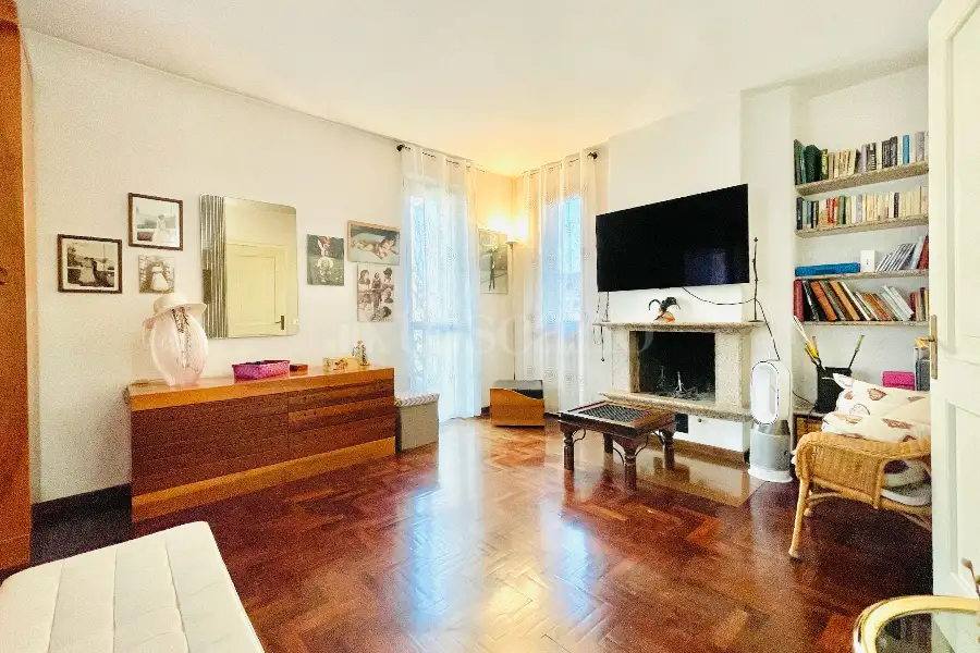 Villa in vendita di 410 mq trattativa riservata (rif. 112/2024)
