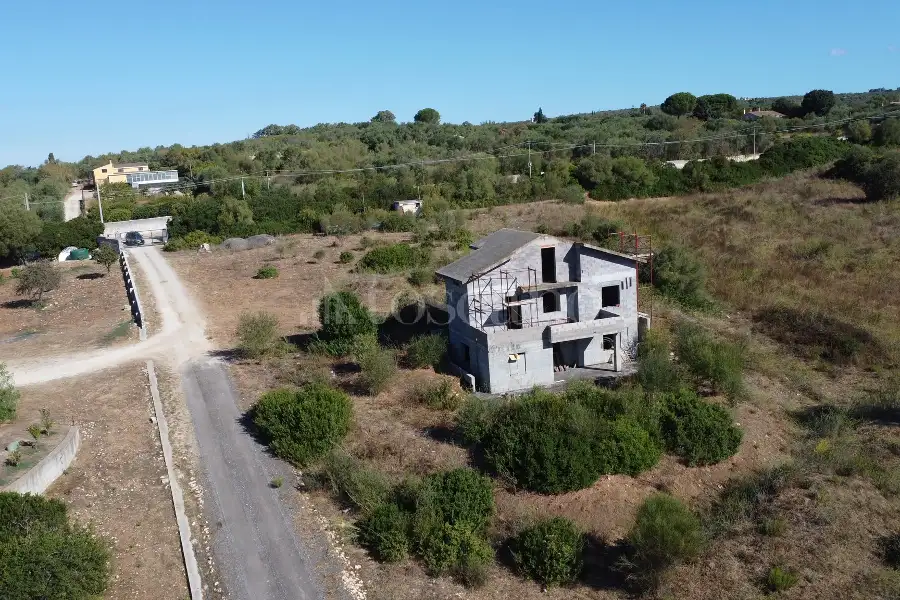 Casa Indipendente in vendita di 230 mq a €179.000 (rif. 199/2026)