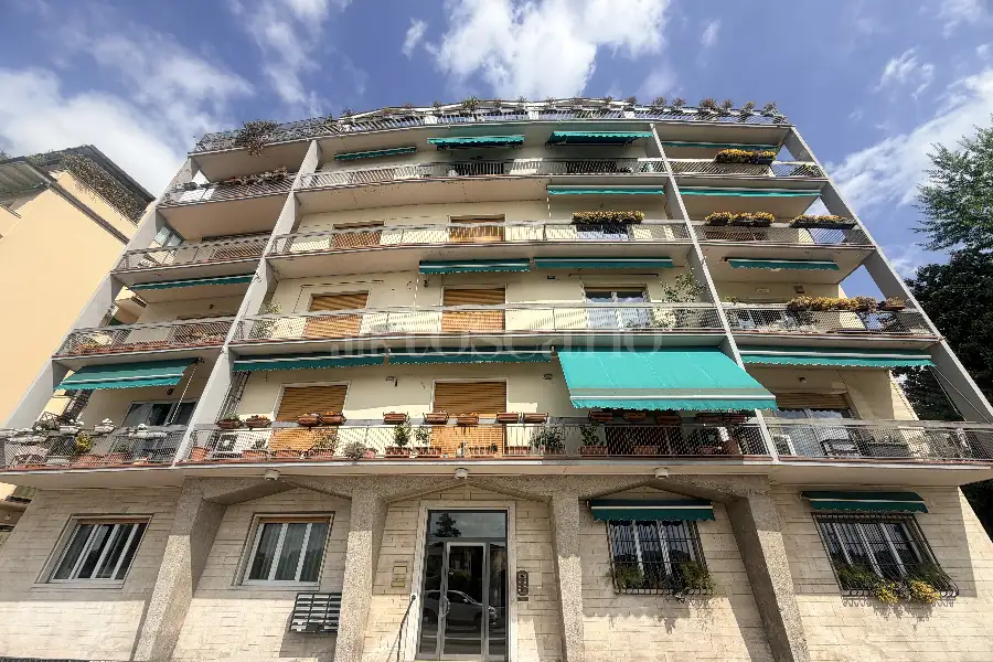 Casa in vendita di 185 mq a €950.000 (rif. 15/2026)