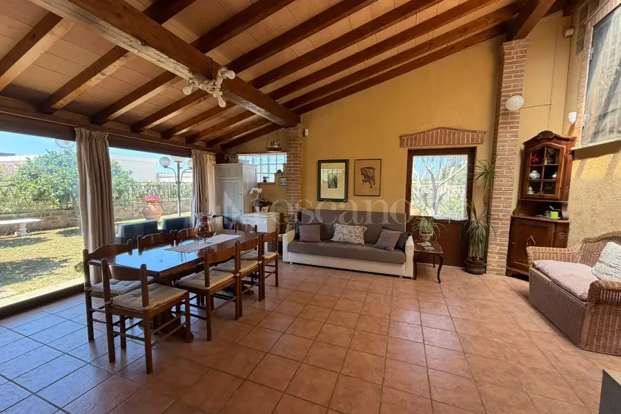 Villa Bifamiliare in vendita di 250 mq a €579.000 (rif. 20/2026)