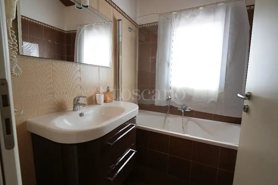 Palazzo in vendita di 216 mq a €439.000 (rif. 25/2026)