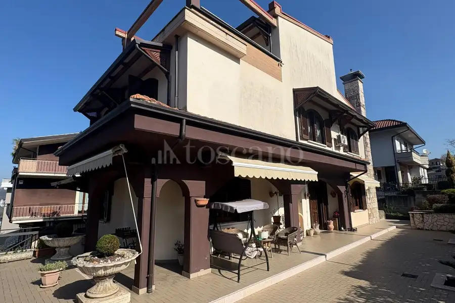 Villa in vendita di 450 mq a €390.000 (rif. 24/2026)