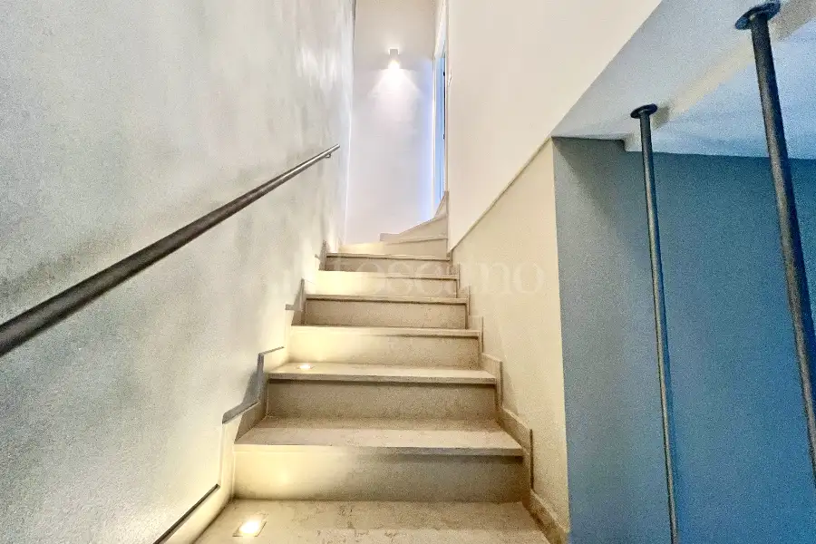 Villa in vendita di 300 mq a €950.000 (rif. 47/2025)