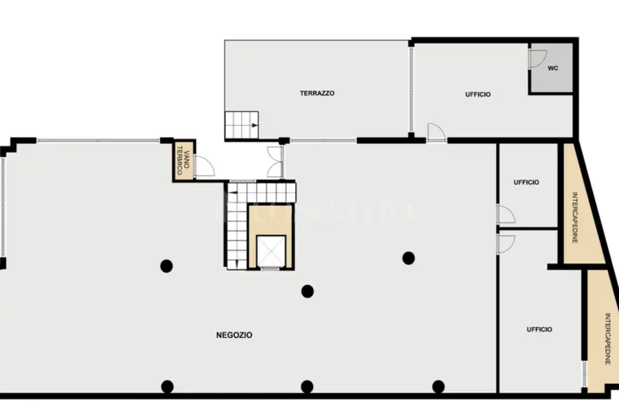 Negozio in vendita di 480 mq a €760.000 (rif. 15/2025)