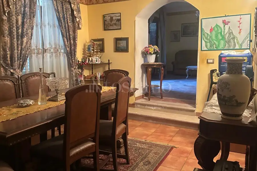 Casa Indipendente in vendita di 222 mq trattativa riservata (rif. 110/2025)