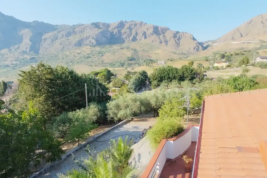 Villa in vendita di 186 mq a €199.000 (rif. 38/2026)
