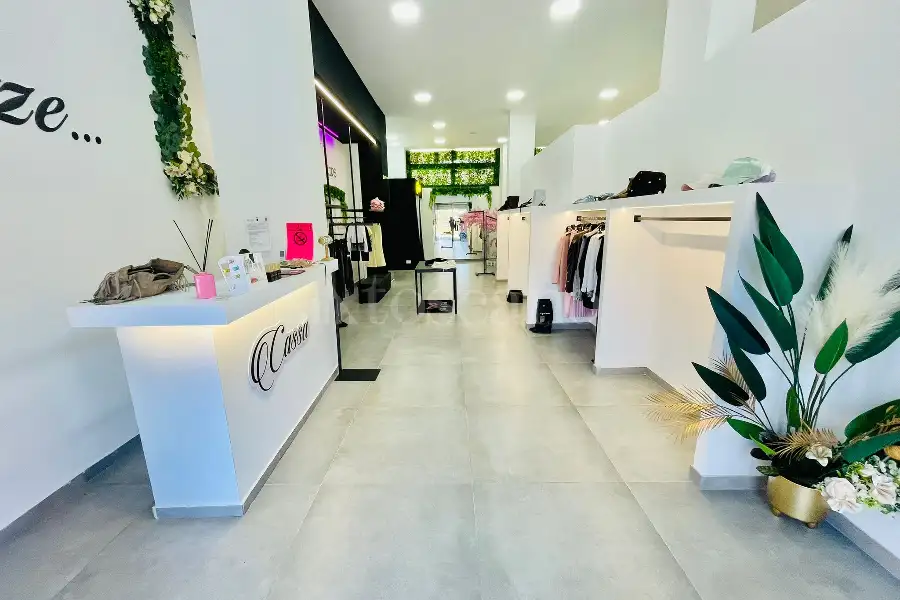Attività Commerciale in vendita di 133 mq a €59.000 (rif. 31/2026)