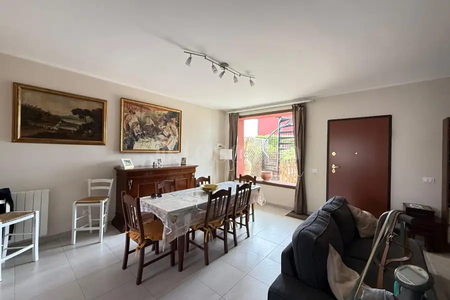 Villino a Schiera in vendita di 153 mq a €295.000 (rif. 99/2026)