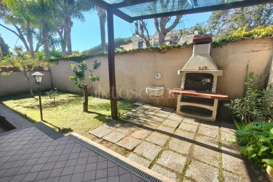 Villa in vendita di 230 mq a €449.000 (rif. 18/2026)