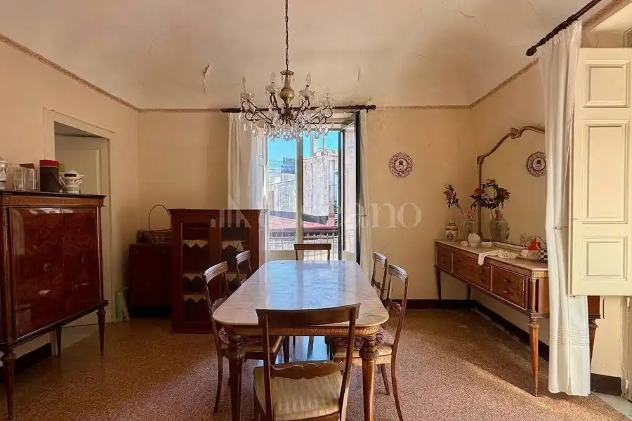 Casa Indipendente in vendita di 388 mq a €548.000 (rif. 173/2026)