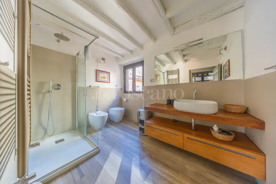 Casa in vendita di 96 mq a €1.099.000 (rif. 44/2026)