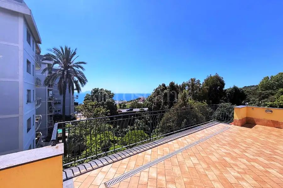 Palazzo in vendita di 440 mq a €3.400.000 (rif. 27/2026)