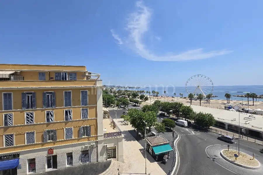 Attico in vendita di 140 mq a €485.000 (rif. 30/2026)