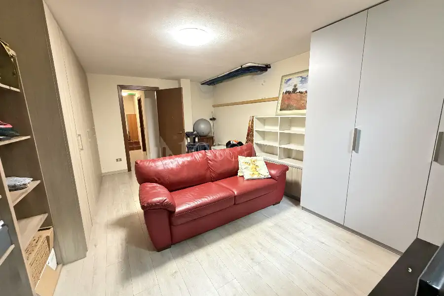 Villino a Schiera in vendita di 200 mq a €360.000 (rif. 33/2026)