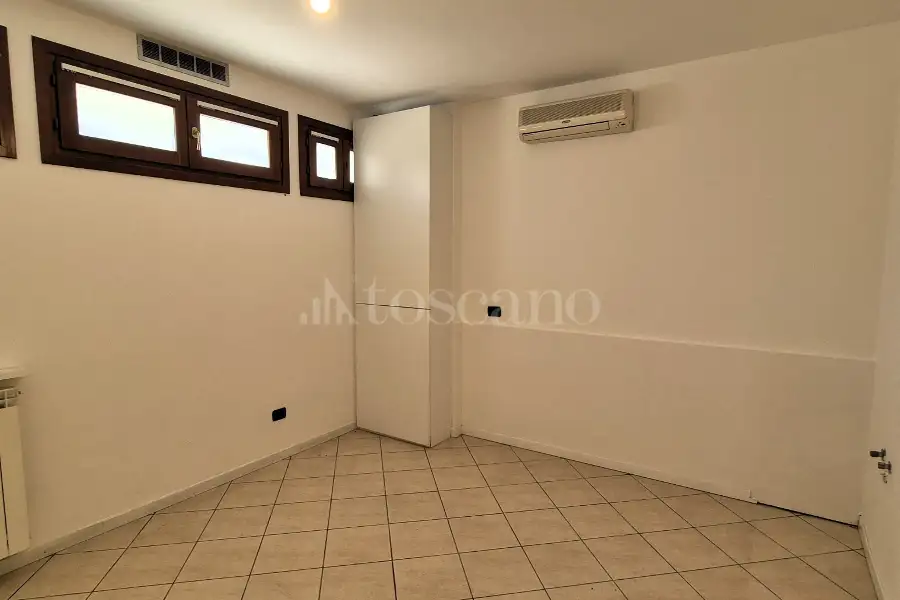 Ufficio in vendita di 70 mq a €118.000 (rif. 15/2024)