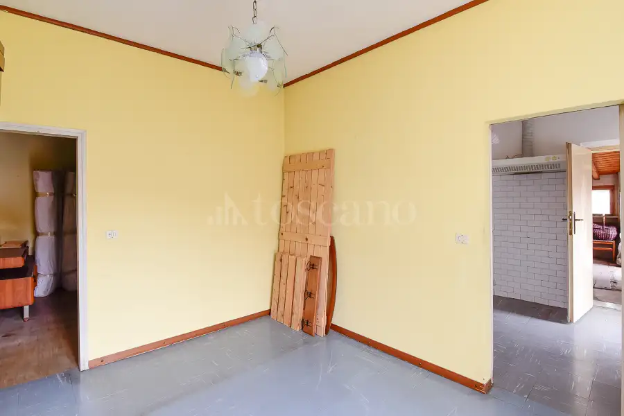 Palazzo in vendita di 250 mq a €248.000 (rif. 30/2025)
