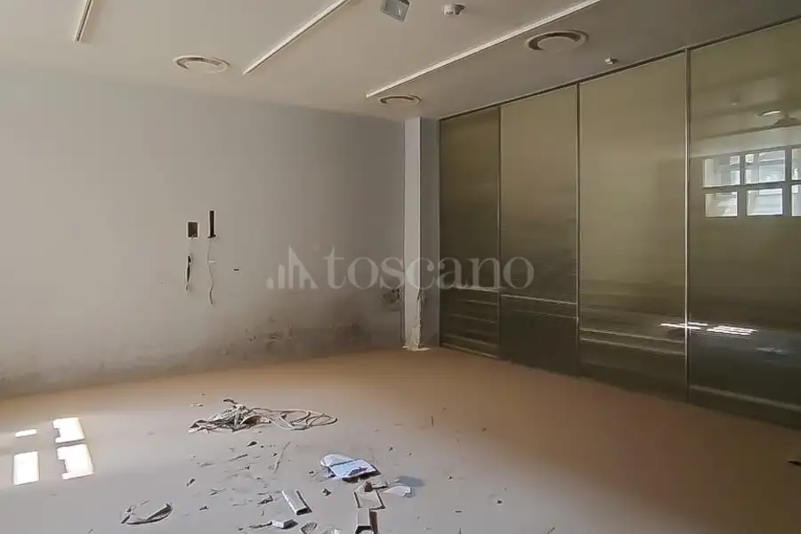 Negozio in vendita di 550 mq a €1.600.000 (rif. 72/2025)