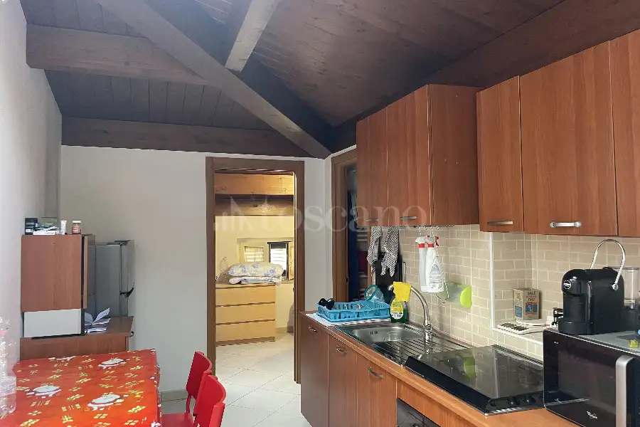Palazzo in vendita di 350 mq a €685.000 (rif. 26/2024)