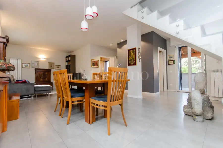 Villa in vendita di 250 mq a €1.490.000 (rif. 19/2025)