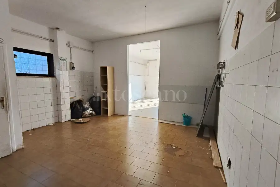 Negozio in vendita di 115 mq a €109.000 (rif. 59/2026)