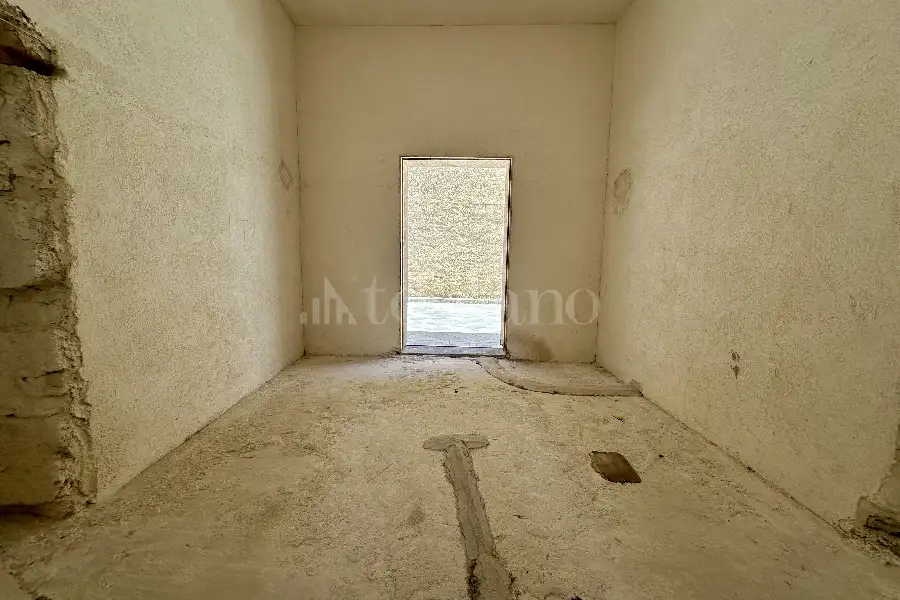 Casale in vendita di 1.300 mq a €1.350.000 (rif. 49/2026)
