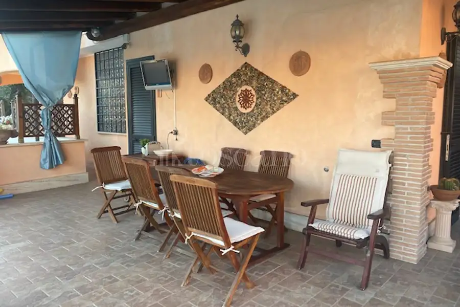 Casa Indipendente in vendita di 260 mq a €460.000 (rif. 68/2026)