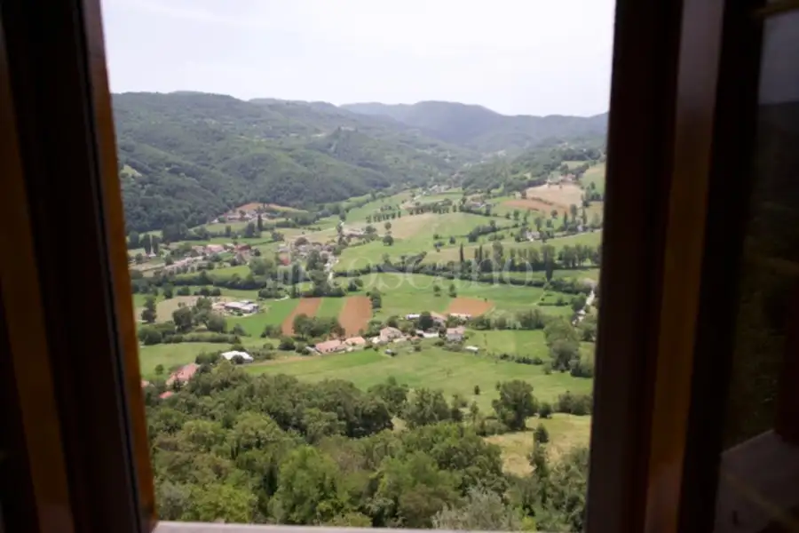 Casa in vendita di 149 mq a €49.000 (rif. 17/2023)