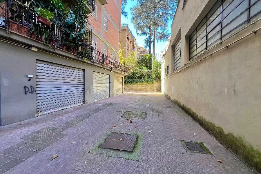 Box in affitto di 30 mq a €250 (rif. 36/2025)