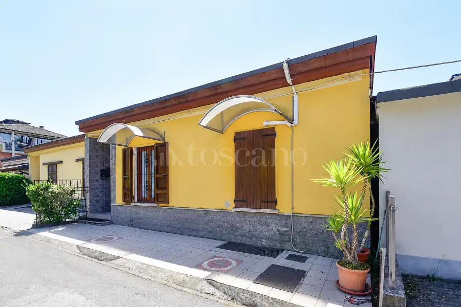 Casa Indipendente in vendita di 170 mq a €390.000 (rif. 17/2026)