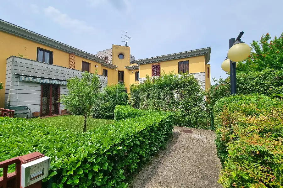 Casa in vendita di 205 mq a €314.000 (rif. 45/2026)