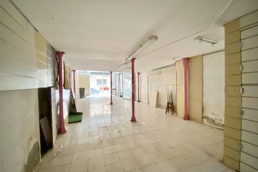 Negozio in vendita di 73 mq a €105.000 (rif. 22/2026)